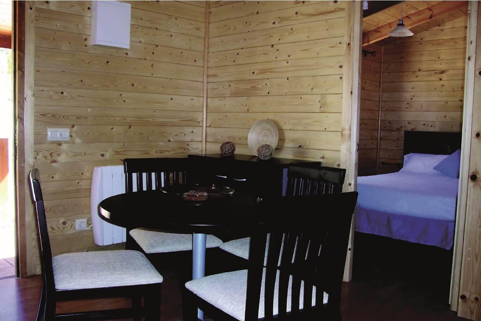 Cabanas De Javalambre กามาเรนา เด ลา เซียรา ภายนอก รูปภาพ