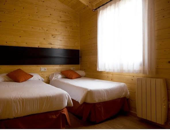 Cabanas De Javalambre กามาเรนา เด ลา เซียรา ภายนอก รูปภาพ
