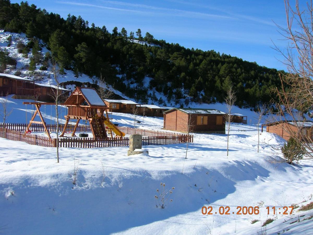 Cabanas De Javalambre กามาเรนา เด ลา เซียรา ภายนอก รูปภาพ